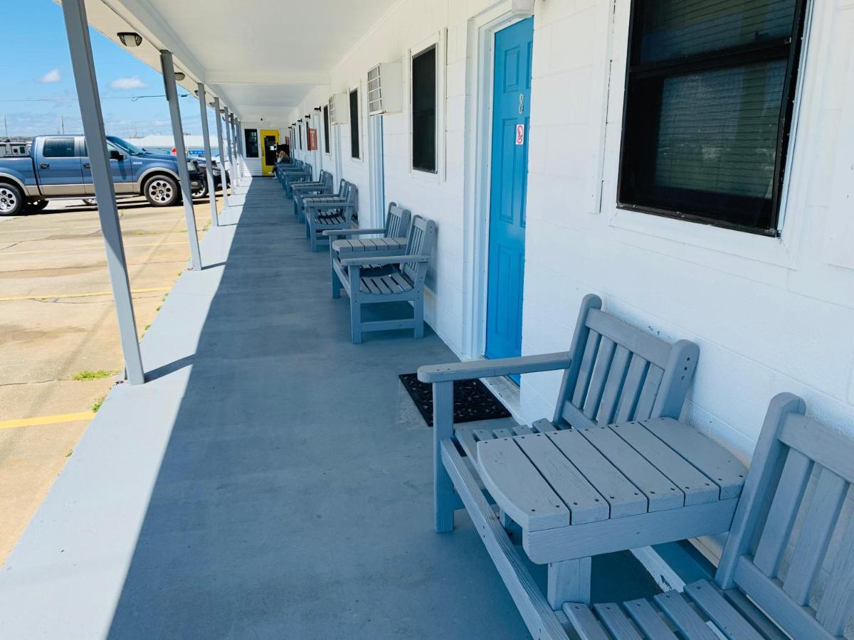 Dollar 2* Atlantic Beach